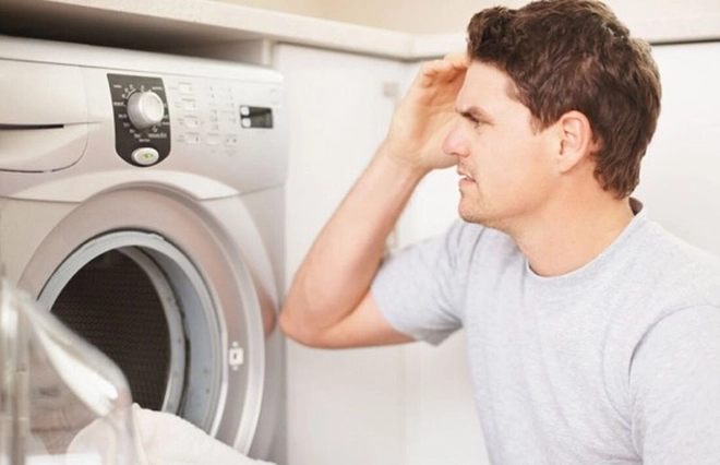 Máy giặt không hoạt động dù đã cắm điện?